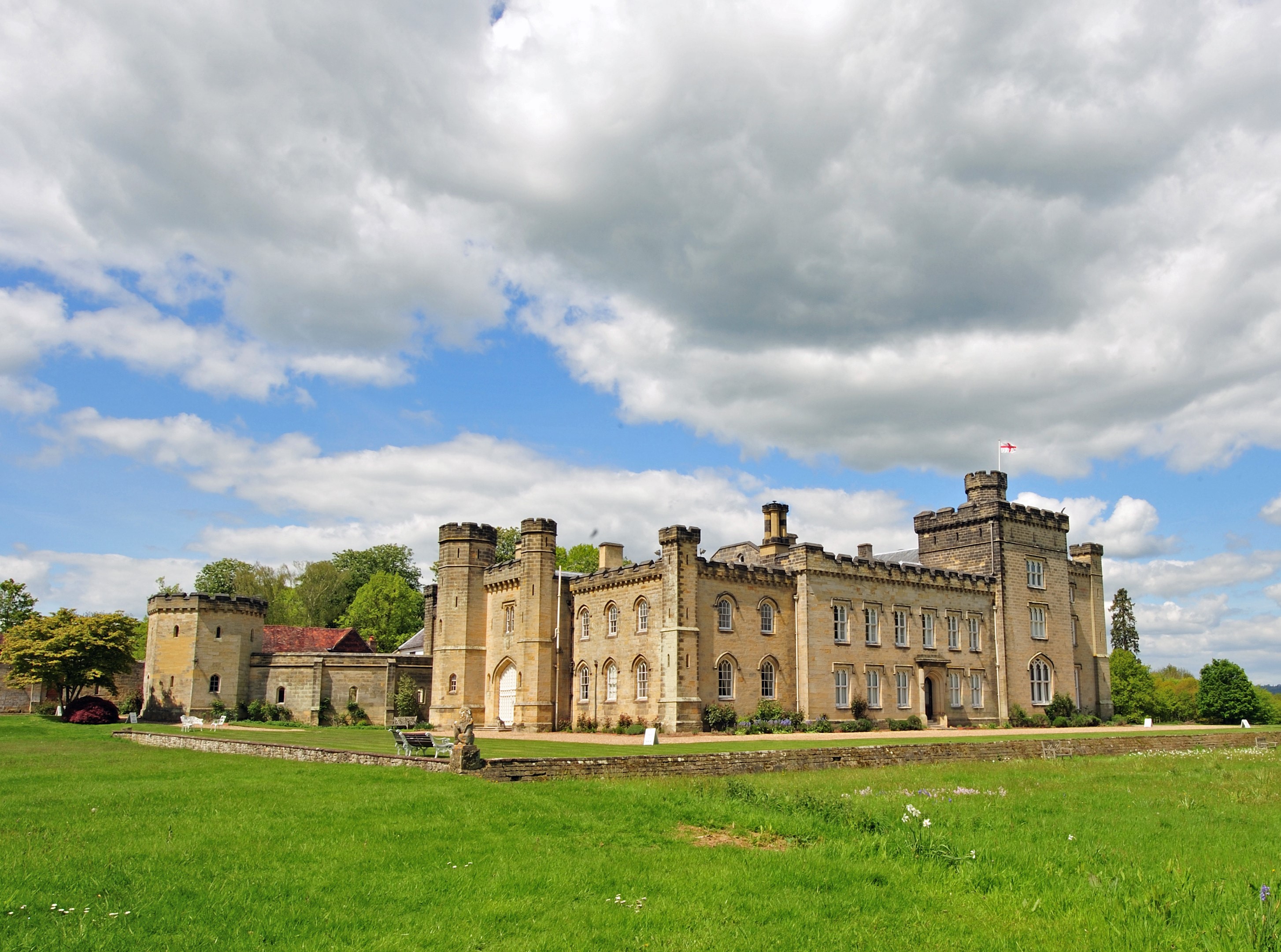 Chiddingstone Castle
